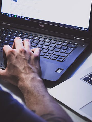 IT Support - Laptops